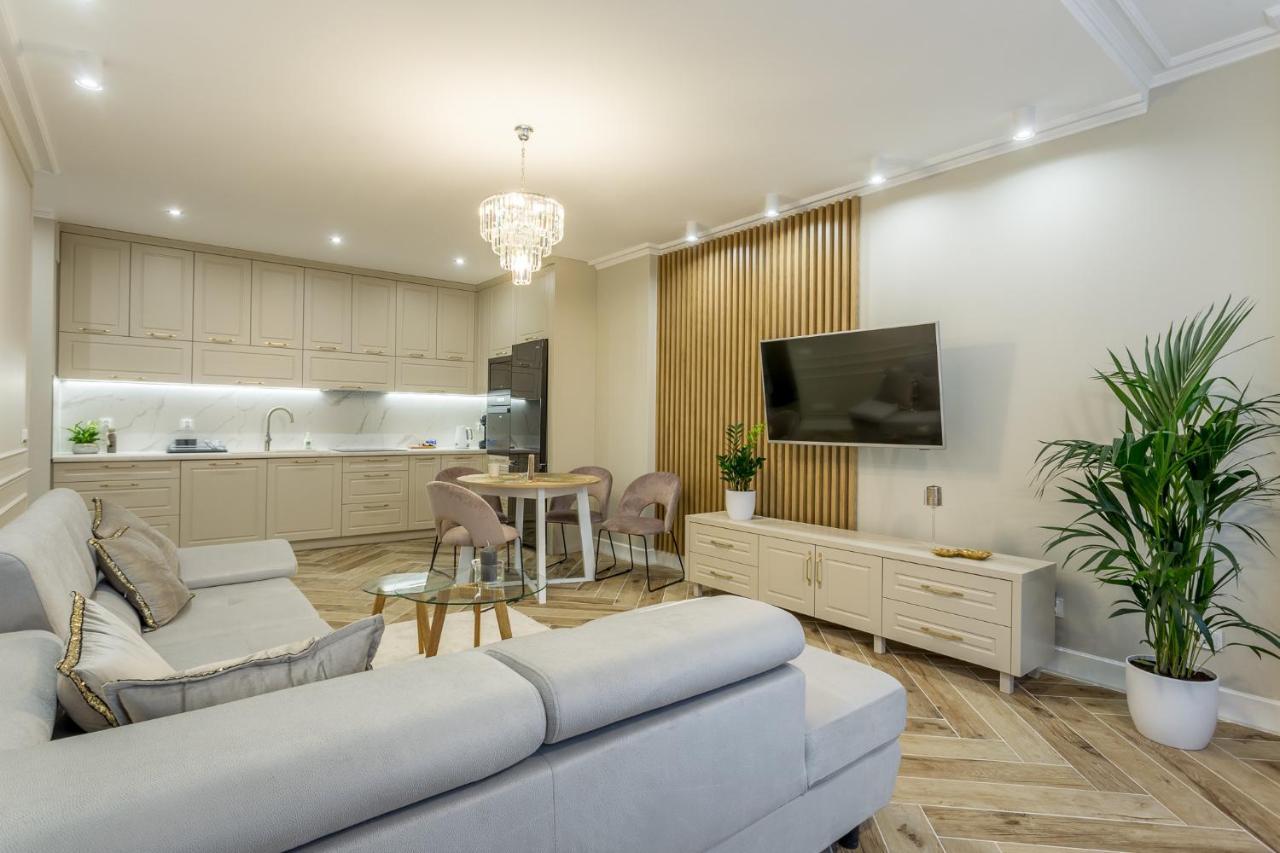 에우크 Apartament Jasminowy 아파트 외부 사진